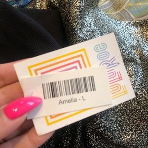 LuLaRoe Dresses - Lularoe Elegant Amelia LuLaRoe Dresses - Lularoe Elegant Amelia